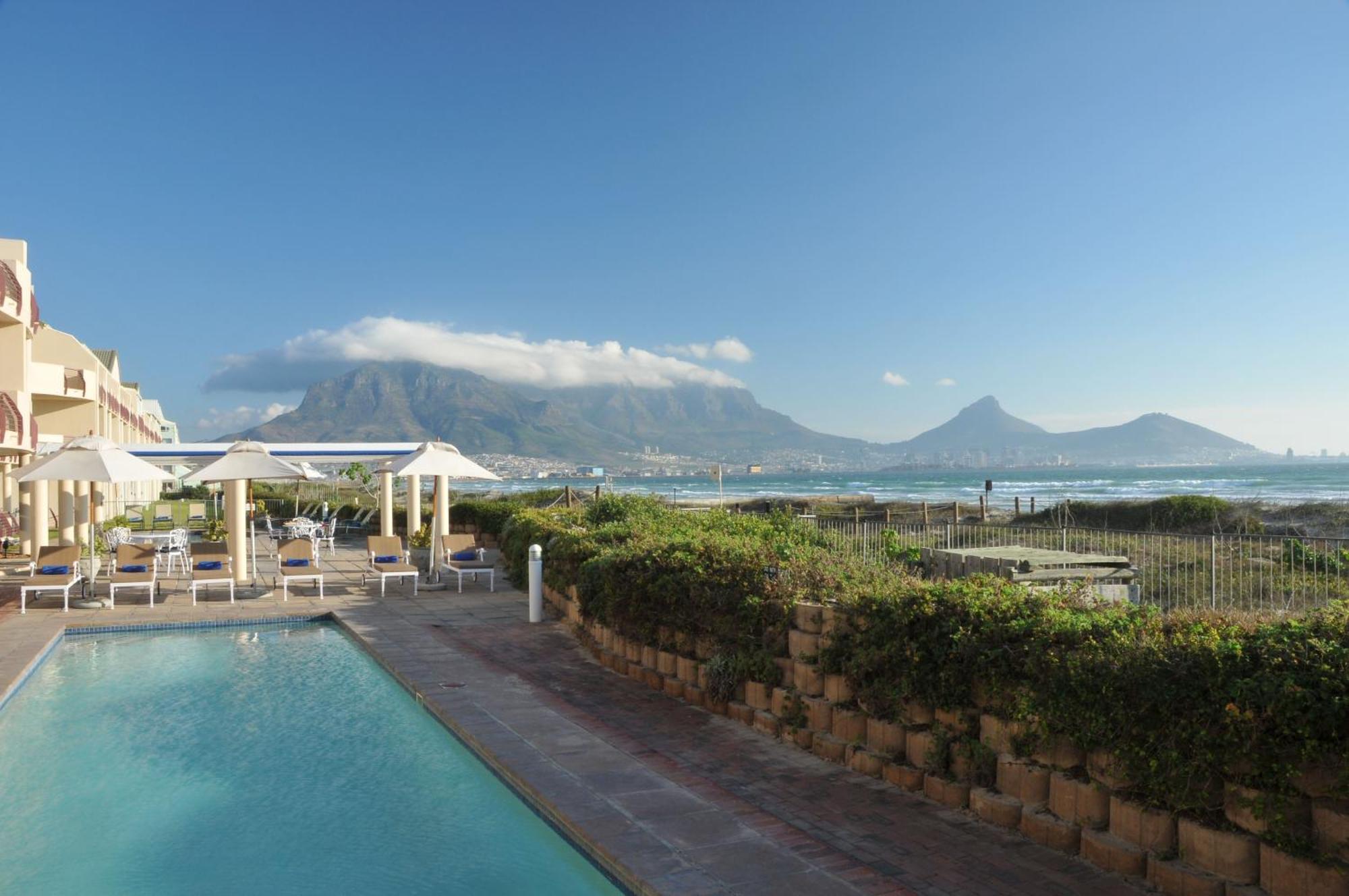 Cape Town Beachfront Apartments At Leisure Bay Kültér fotó