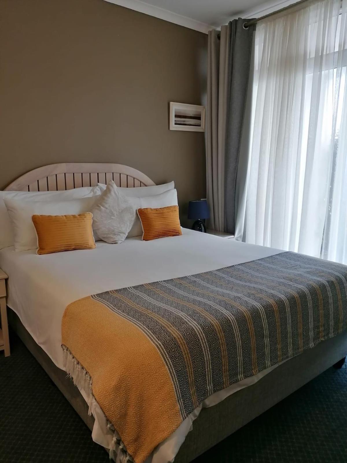 Cape Town Beachfront Apartments At Leisure Bay Kültér fotó