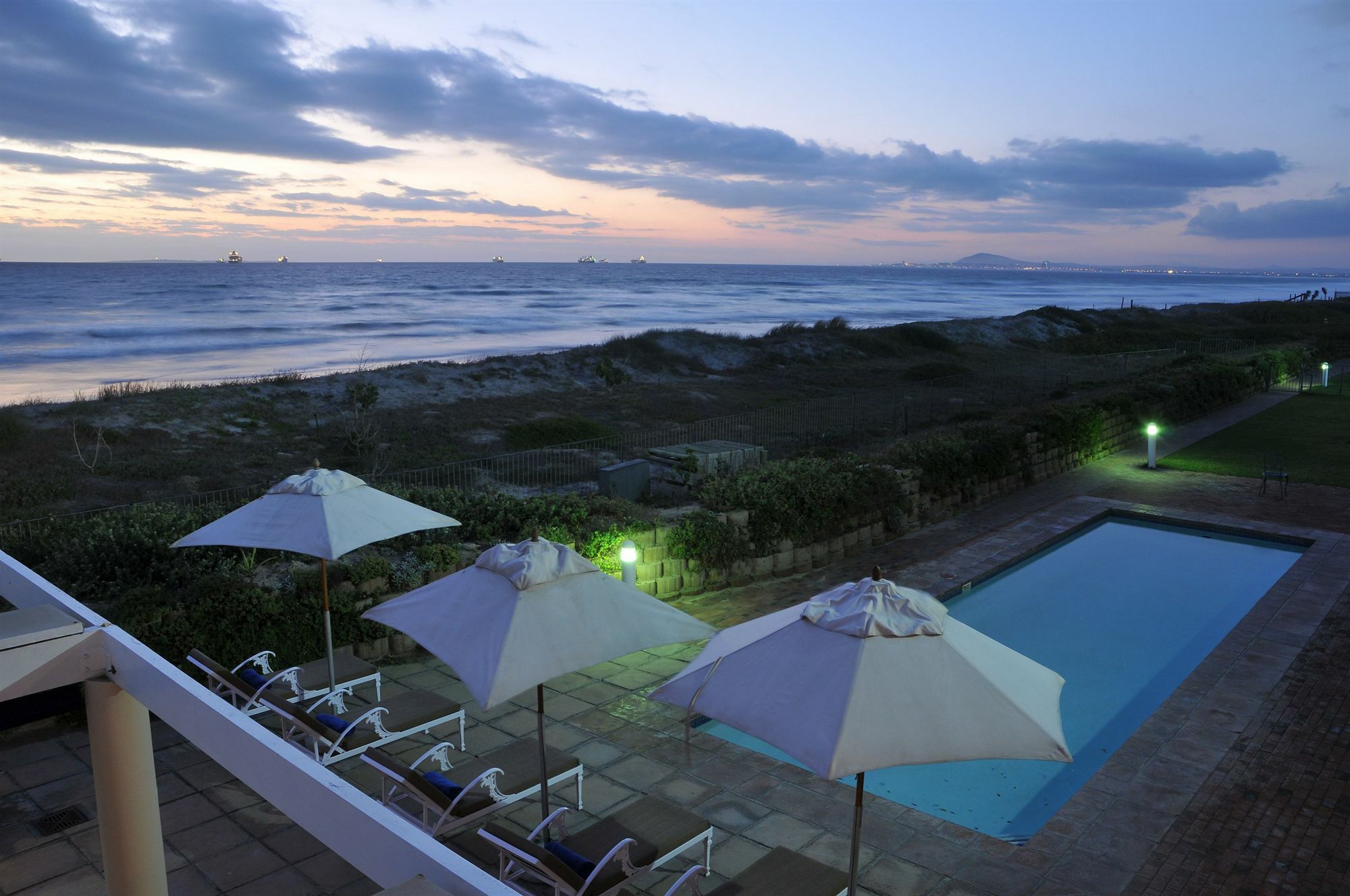 Cape Town Beachfront Apartments At Leisure Bay Kültér fotó