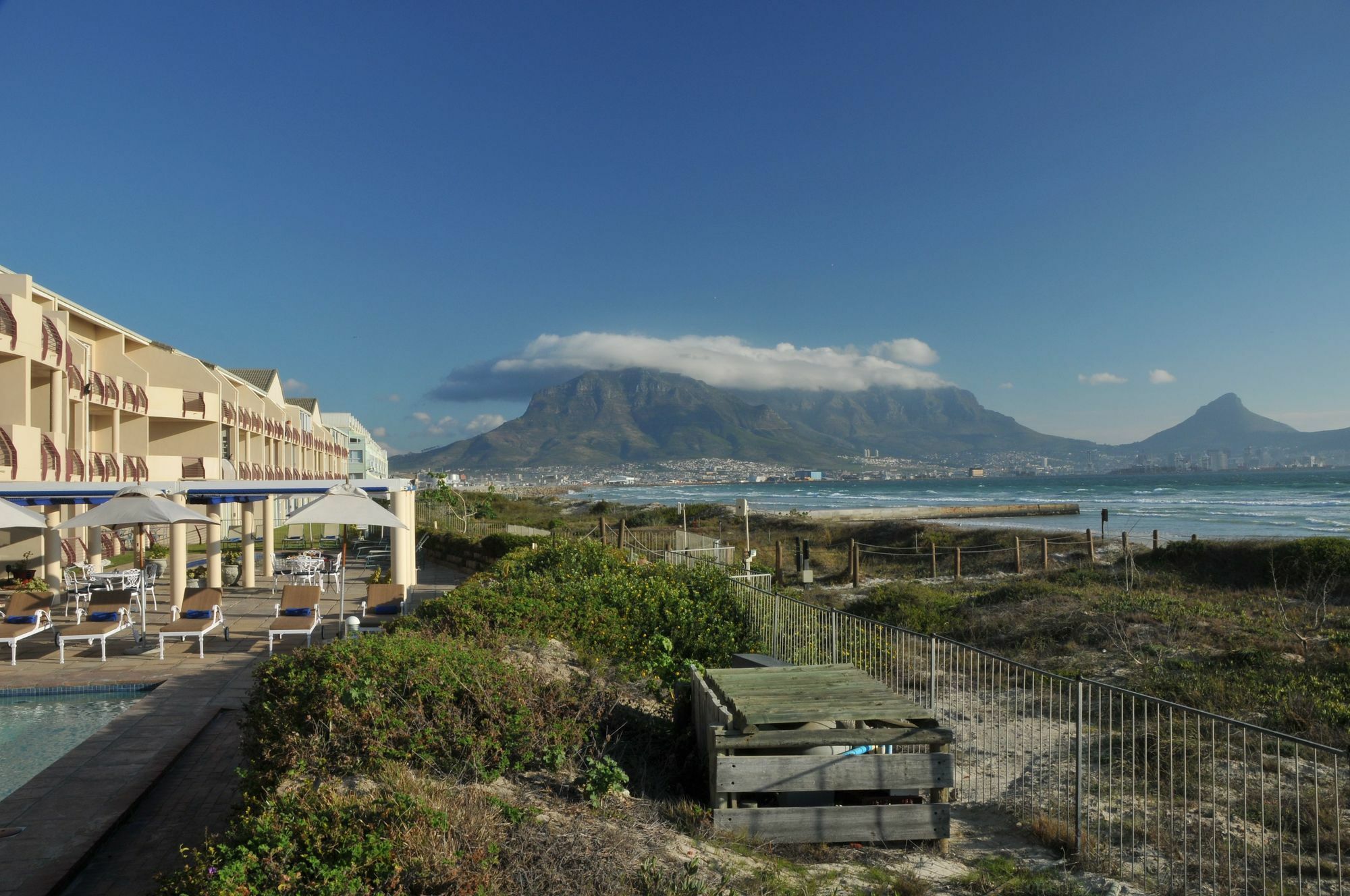 Cape Town Beachfront Apartments At Leisure Bay Kültér fotó